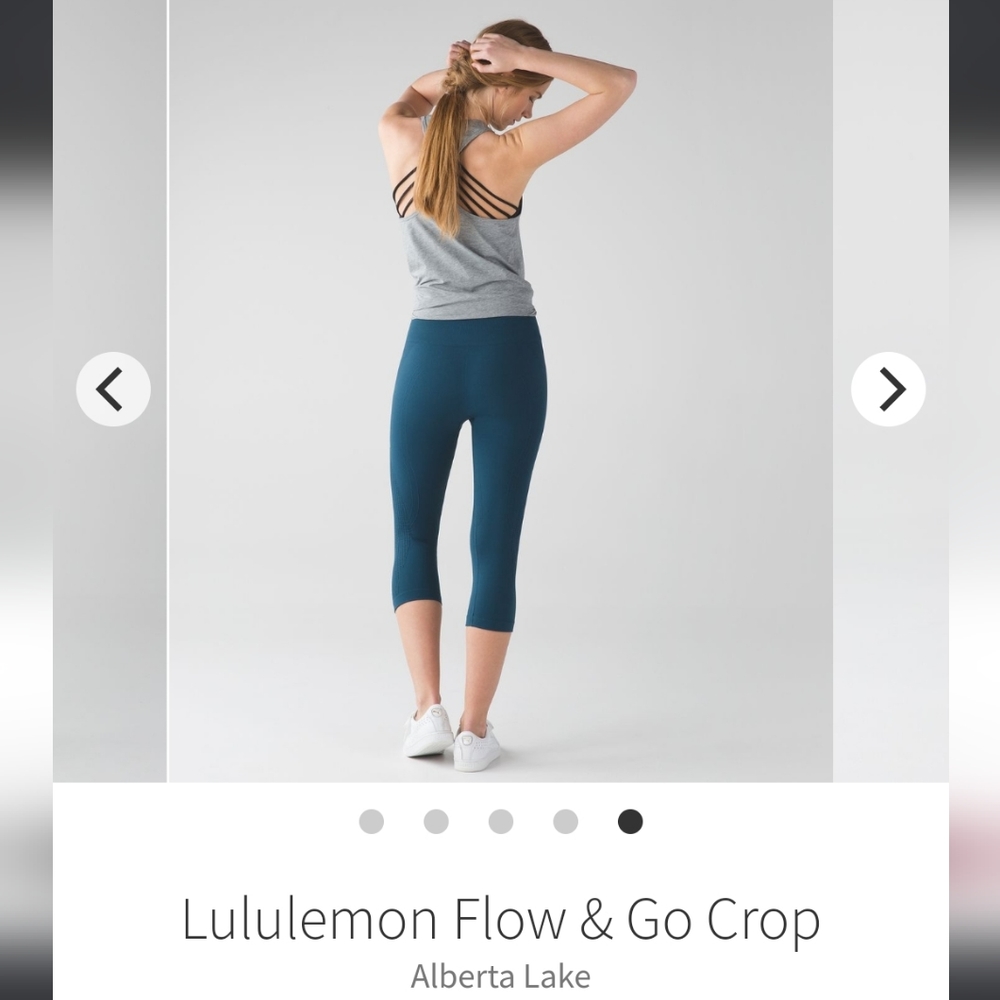 lululemon athletica Alberta Lake Flow & Go Crop Capri Leggings - Teal Blue